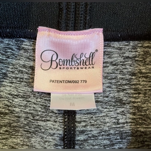 Bombshell Sportswear Leggings - Picture 4 of 4